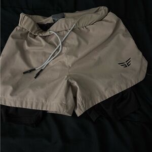 Edge lifestyle hybrid short